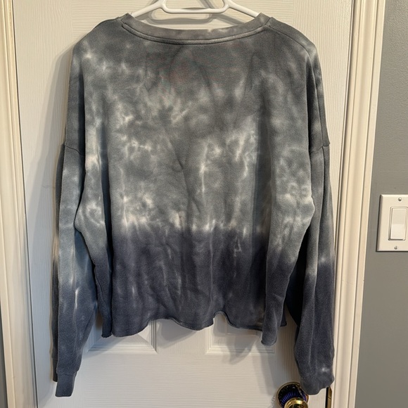 Ombré Tie-Dye Long Sleeve - Picture 2 of 3